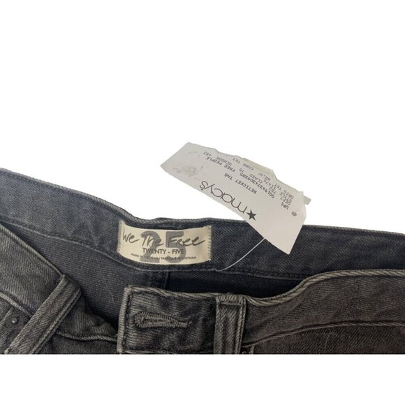 We The People Distressed Shorts. Size 25 - Picture 3 of 4